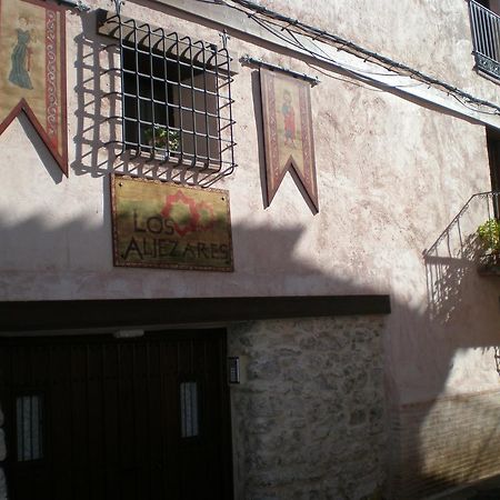 Apartamentos Los Aljezares Gea De Albarracin Bagian luar foto