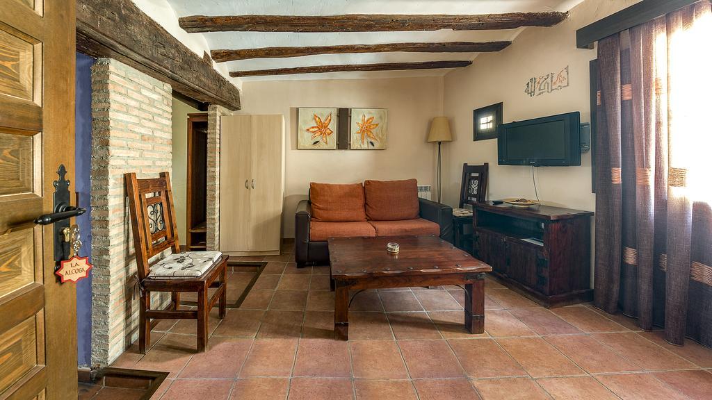 Apartamentos Los Aljezares Gea De Albarracin Bagian luar foto