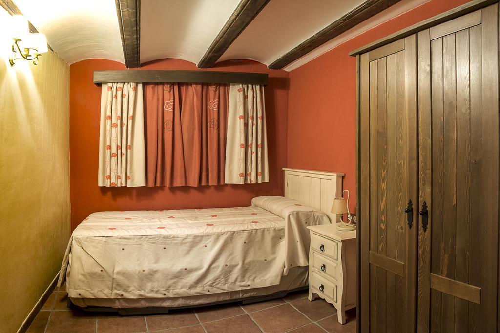 Apartamentos Los Aljezares Gea De Albarracin Bagian luar foto
