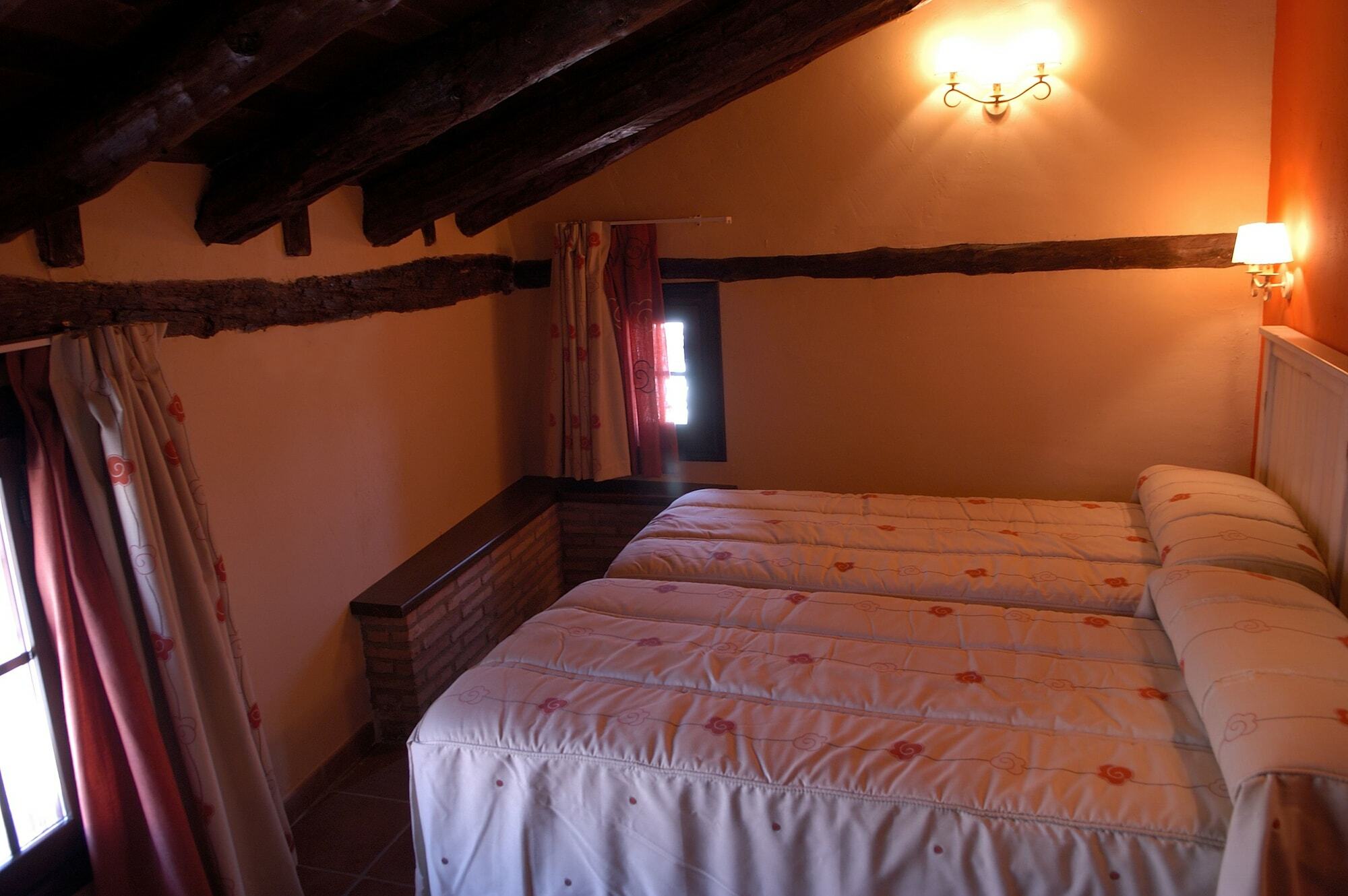 Apartamentos Los Aljezares Gea De Albarracin Bagian luar foto
